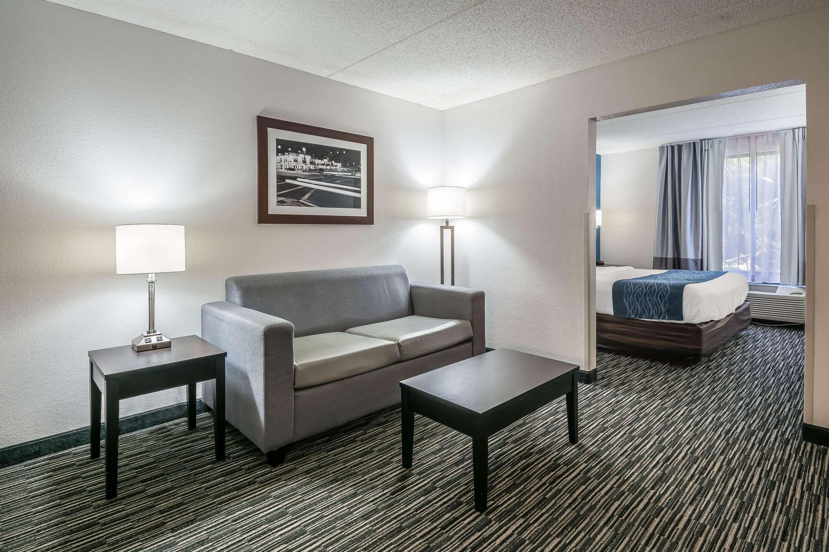Comfort Inn University Gainesville Exterior photo